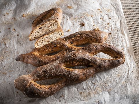 Walnuss-Tomaten-Fougasse